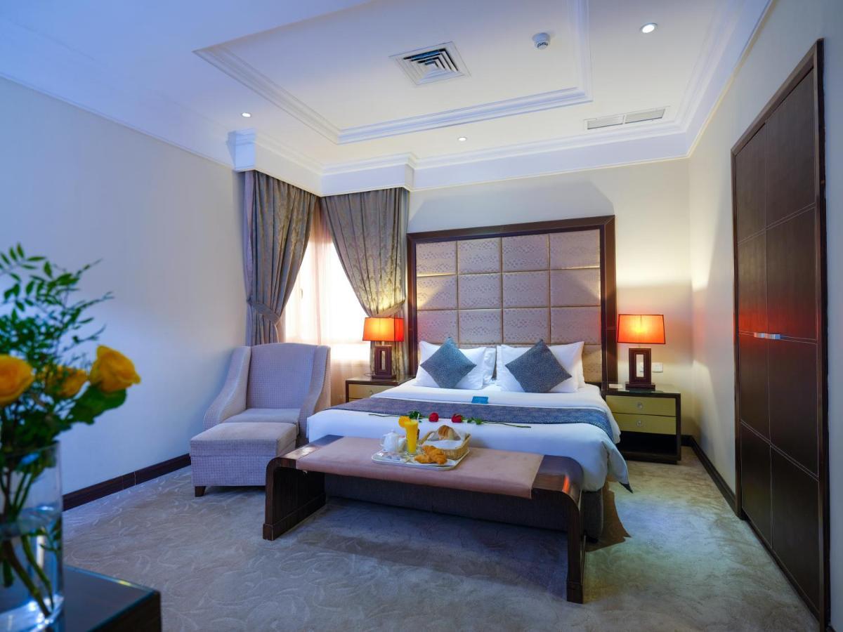 Aparthotel Boudl Kuwait Al Fahahil Kuwait City Esterno foto