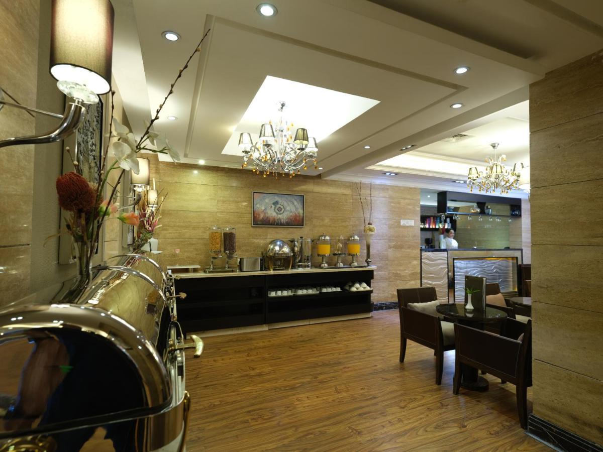 Aparthotel Boudl Kuwait Al Fahahil Kuwait City Esterno foto