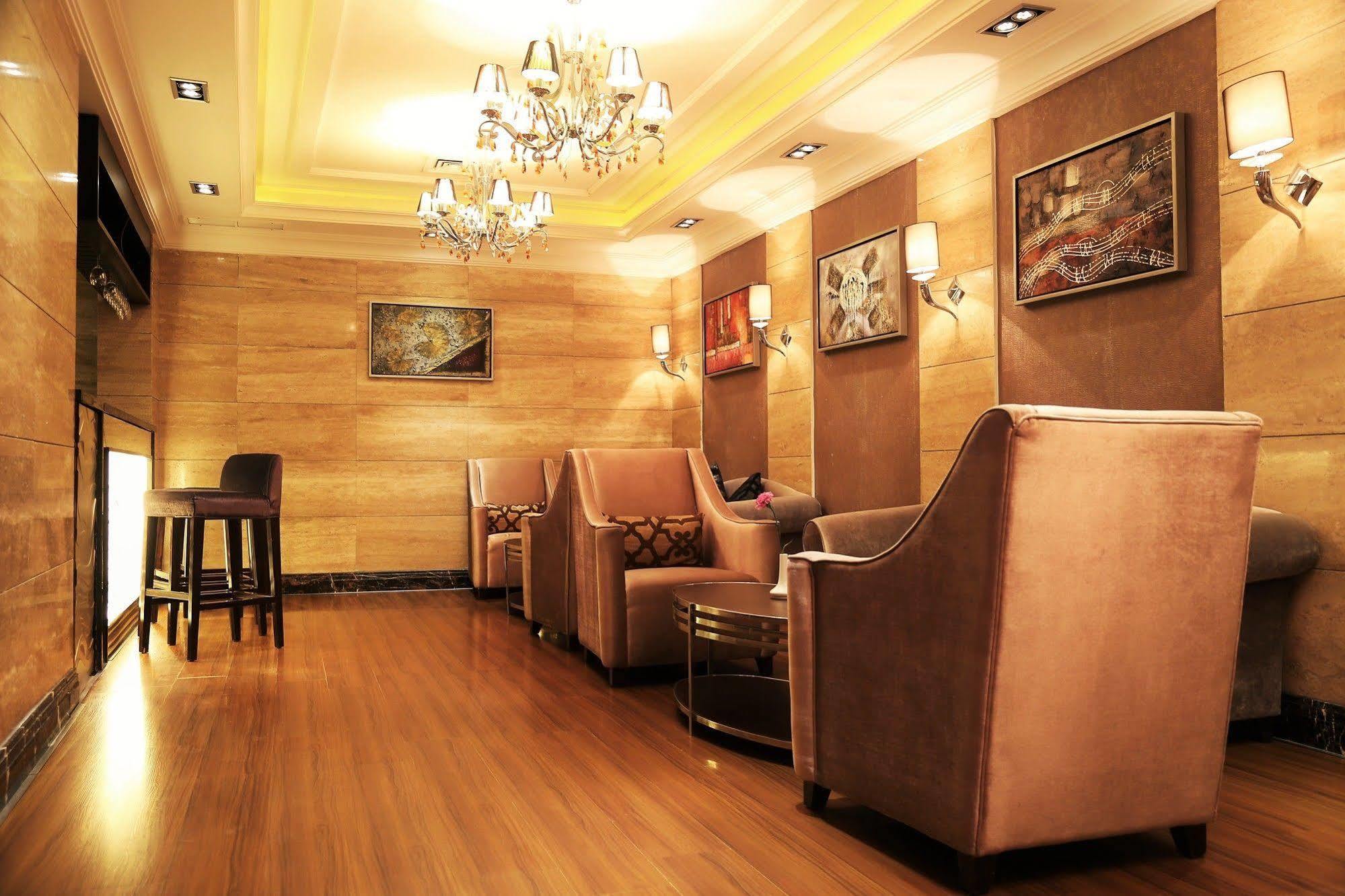 Aparthotel Boudl Kuwait Al Fahahil Kuwait City Esterno foto