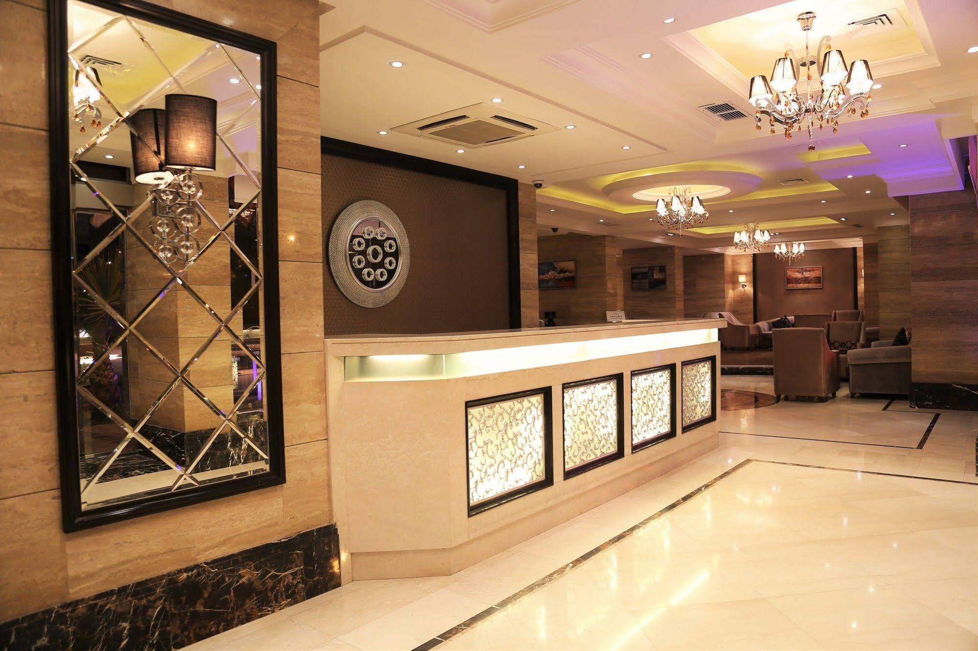 Aparthotel Boudl Kuwait Al Fahahil Kuwait City Esterno foto